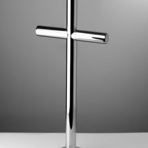 krzyż stojący ze stali nierdzewnej