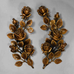 Róża z brązu włsokeigo na nagrobek